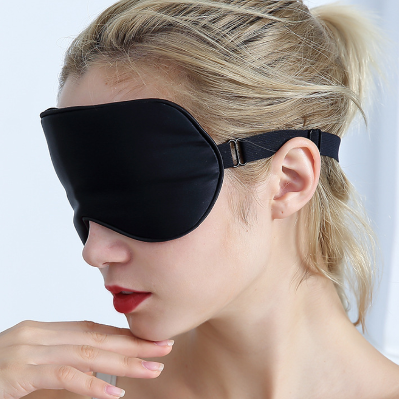 Masque de sommeil en soie de mûrier